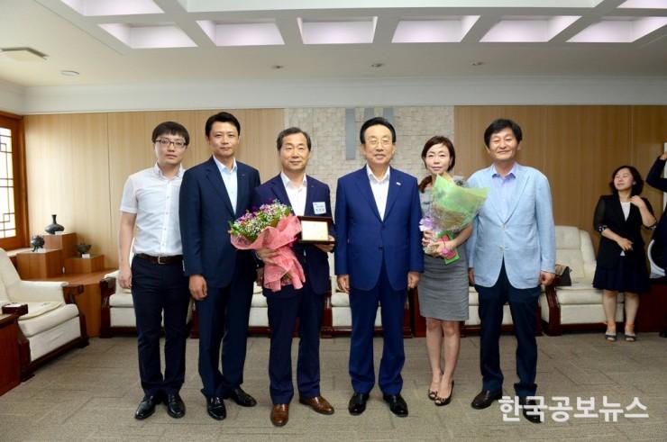 기사 사진