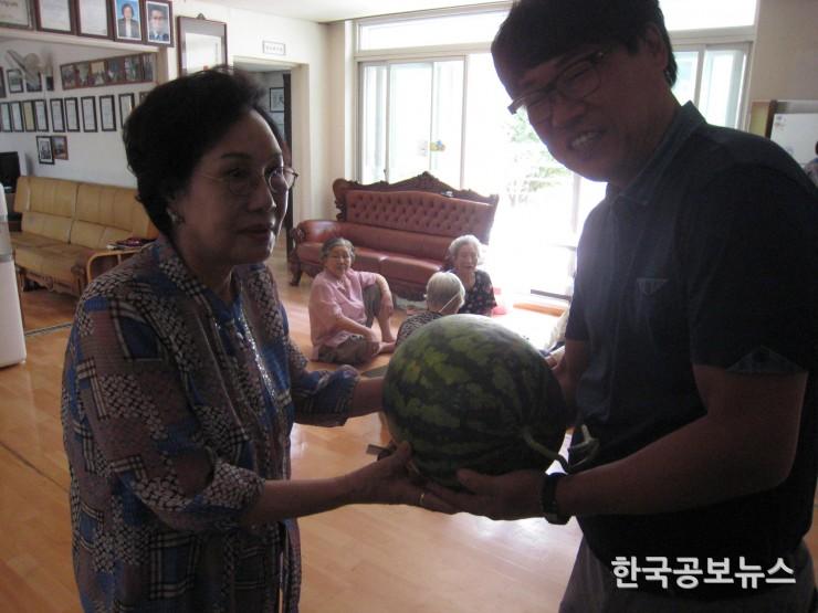 기사 사진