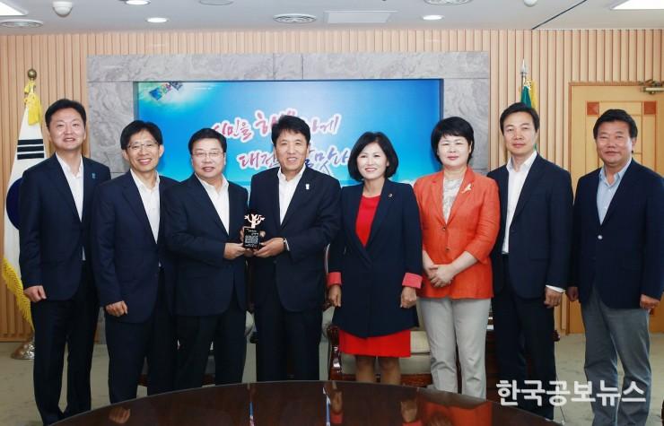 기사 사진
