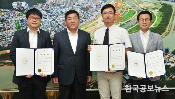 기사 사진