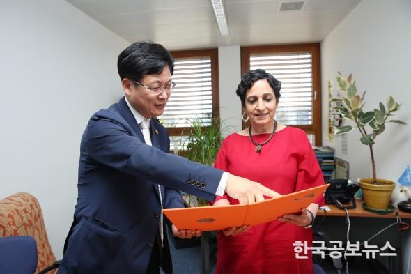 기사 사진