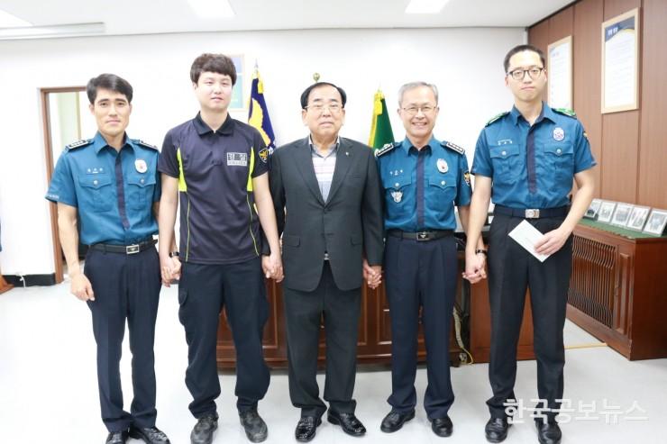 기사 사진