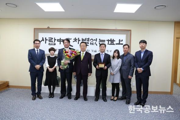 기사 사진