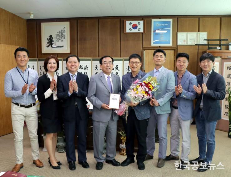 기사 사진