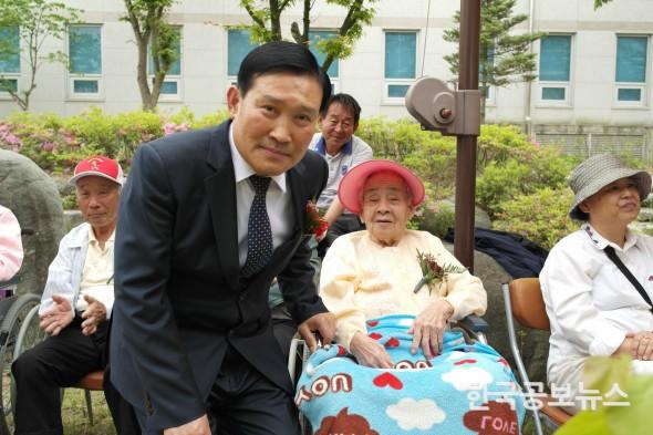 기사 사진