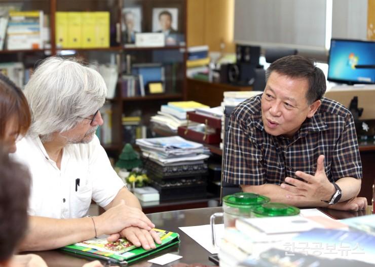기사 사진