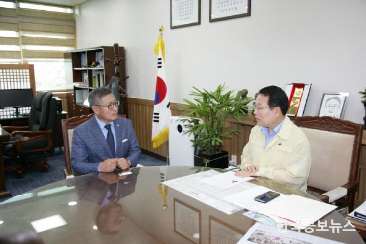 기사 사진
