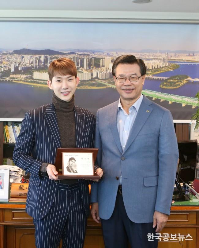 기사 사진