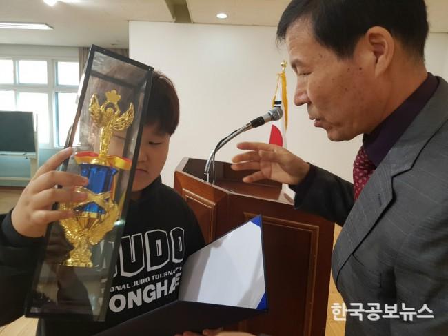 기사 사진