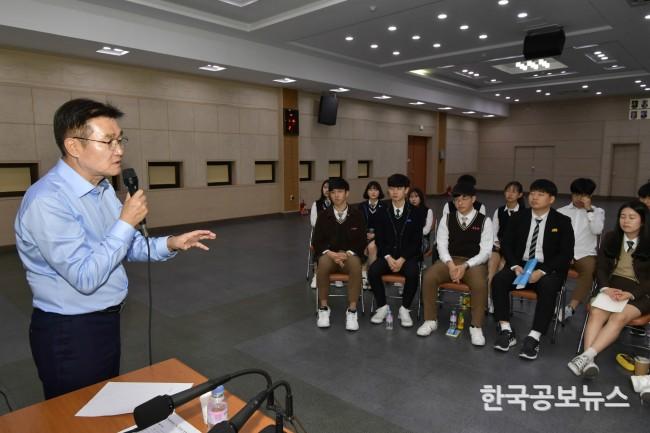 기사 사진