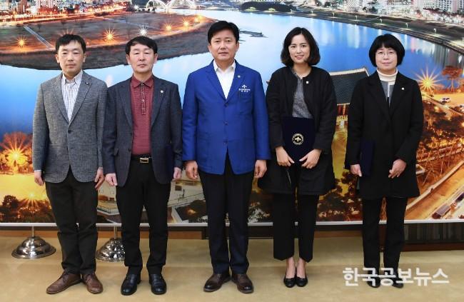 기사 사진