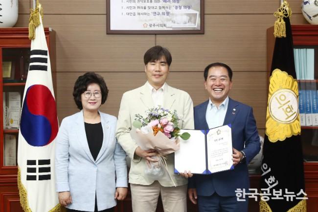 기사 사진