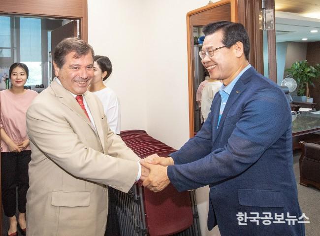 기사 사진