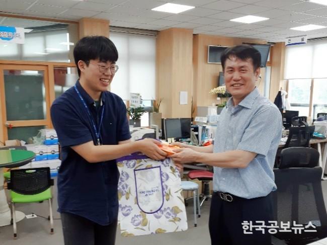 기사 사진