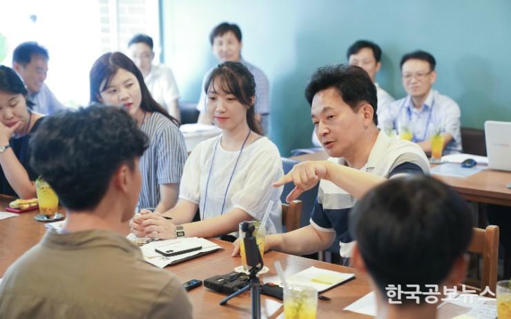 기사 사진