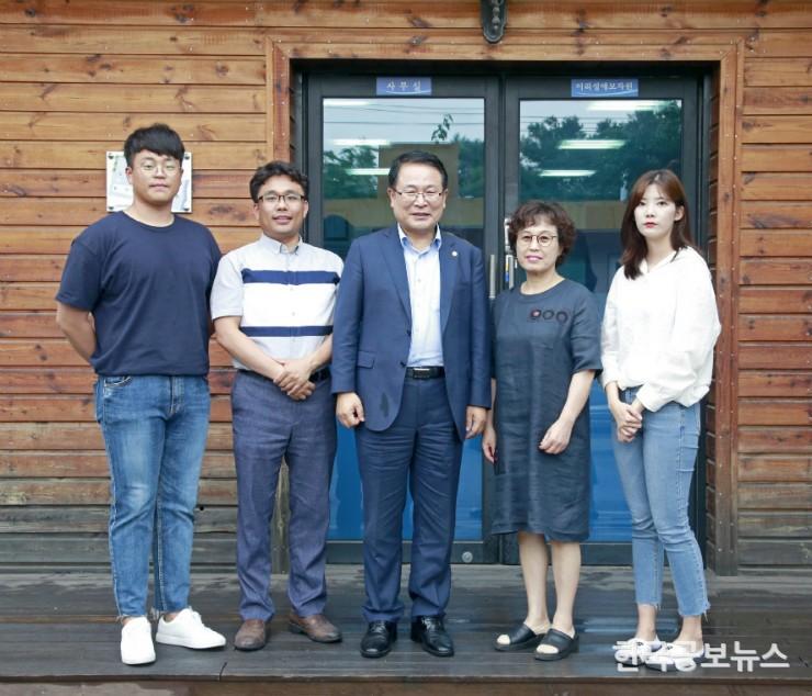 기사 사진