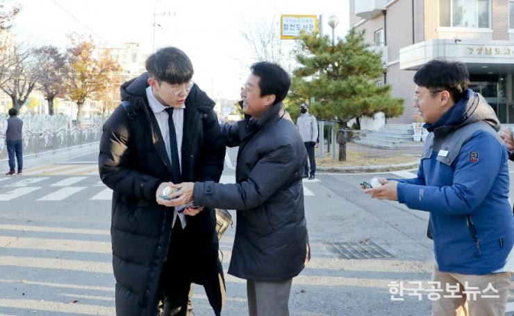 기사 사진