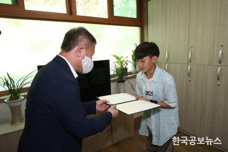 기사 사진