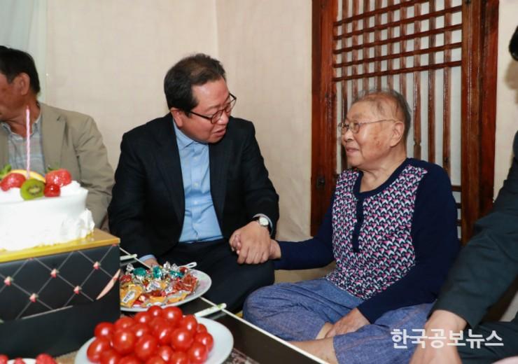 기사 사진