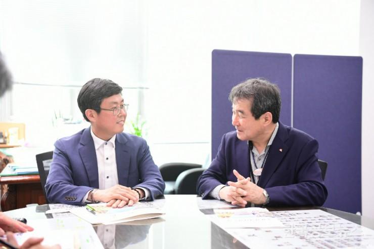 기사 사진