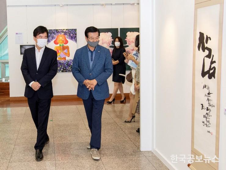 기사 사진