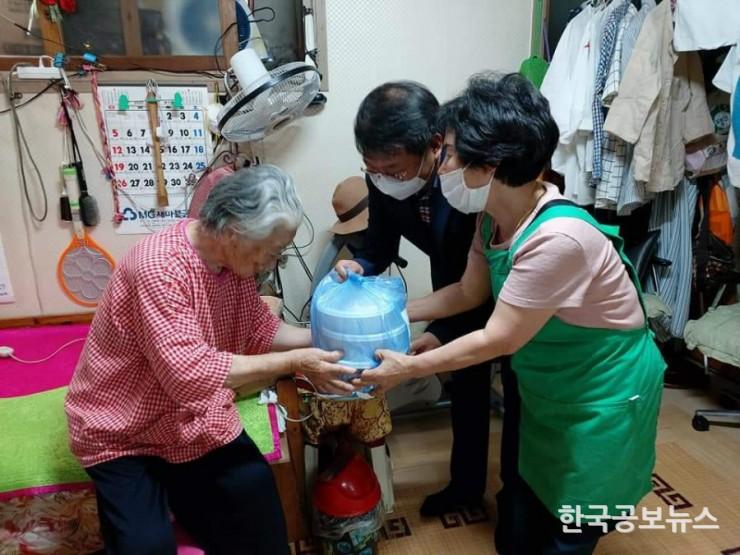 기사 사진