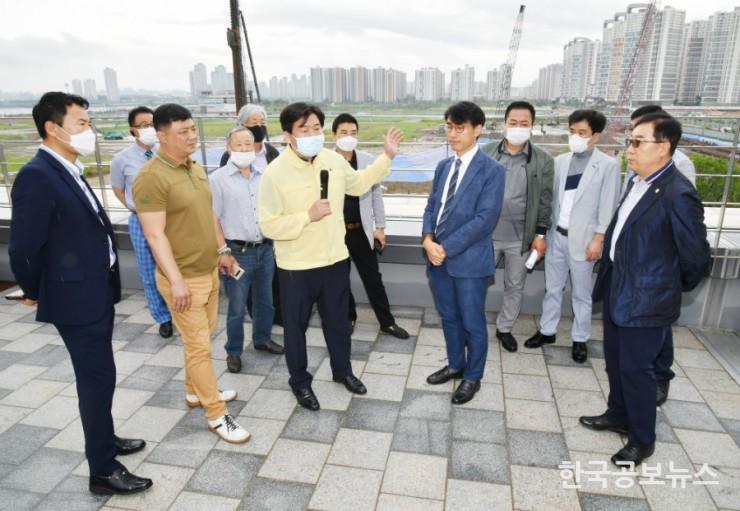 기사 사진