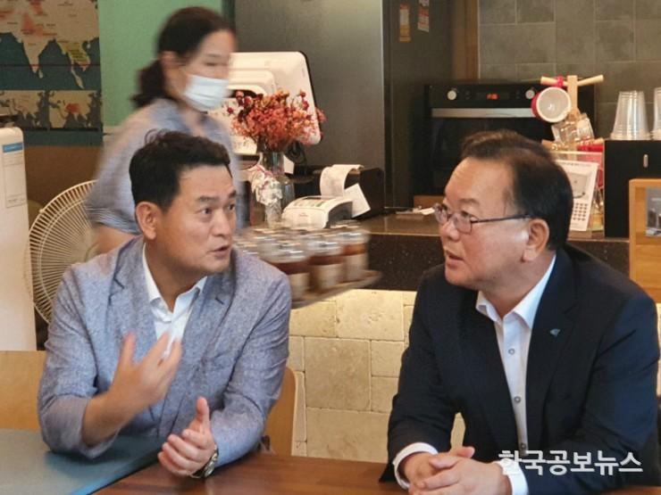 기사 사진