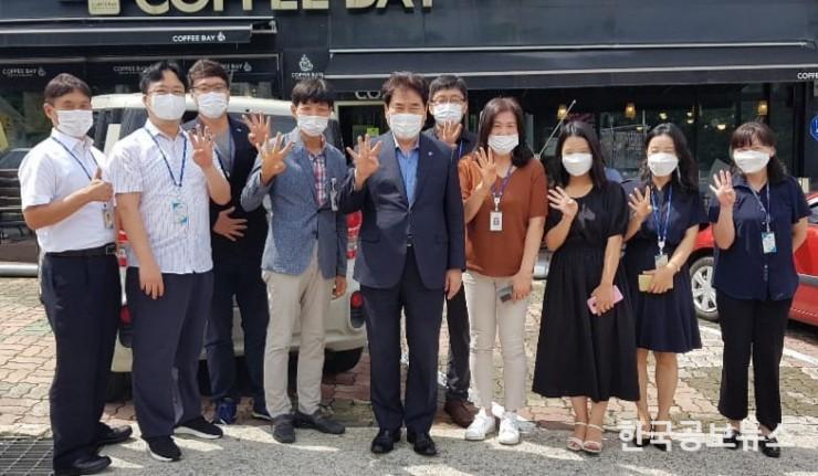 기사 사진