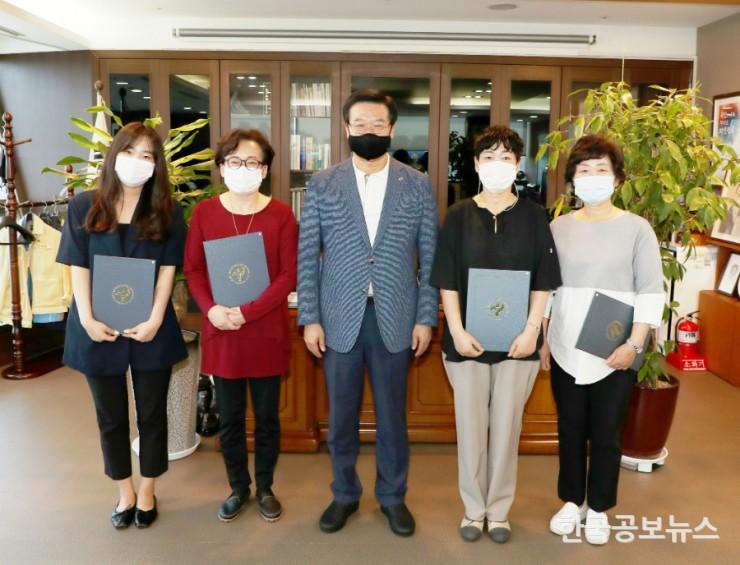 기사 사진