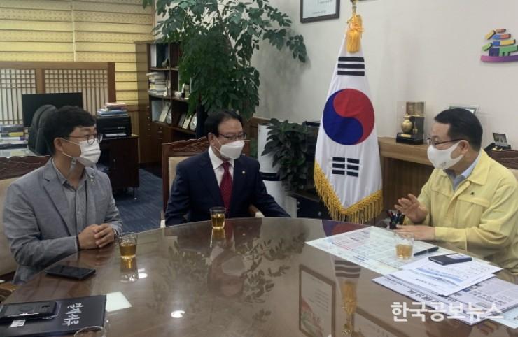 기사 사진