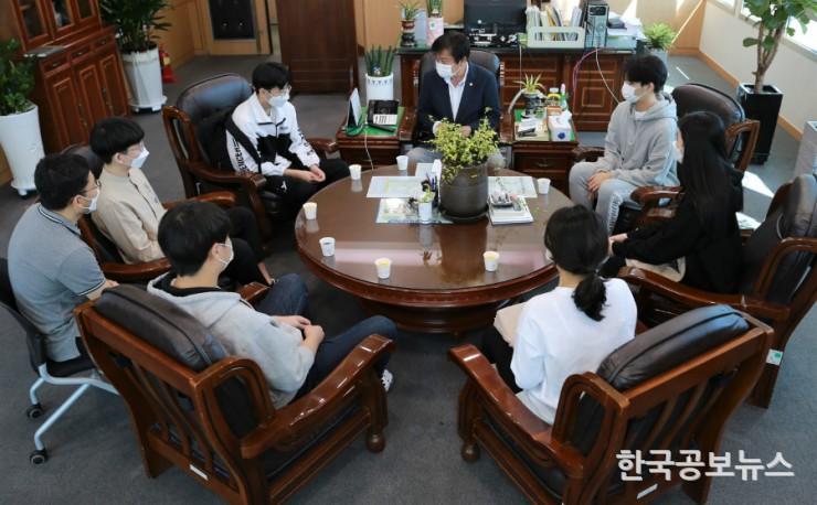 기사 사진