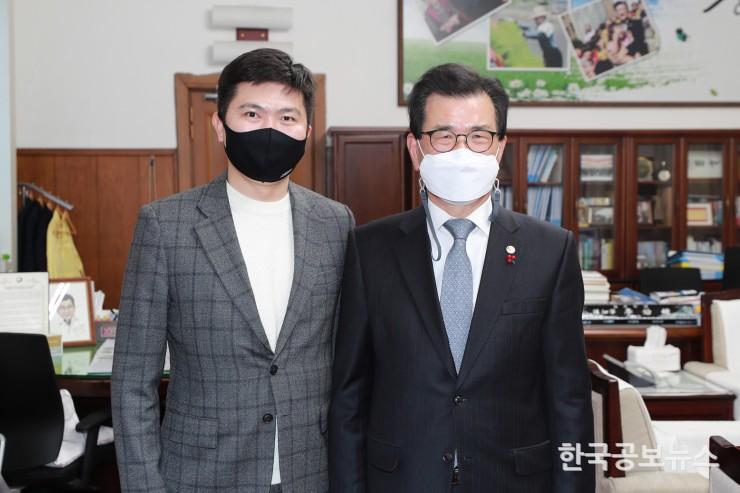 기사 사진