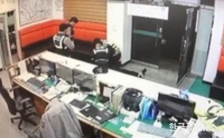 기사 사진
