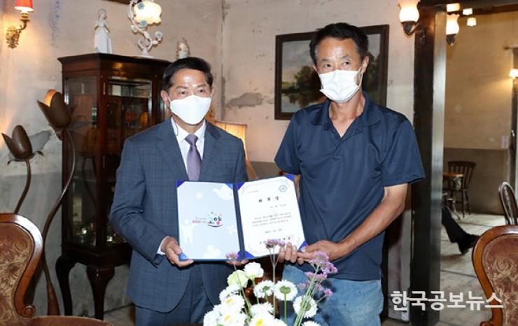기사 사진