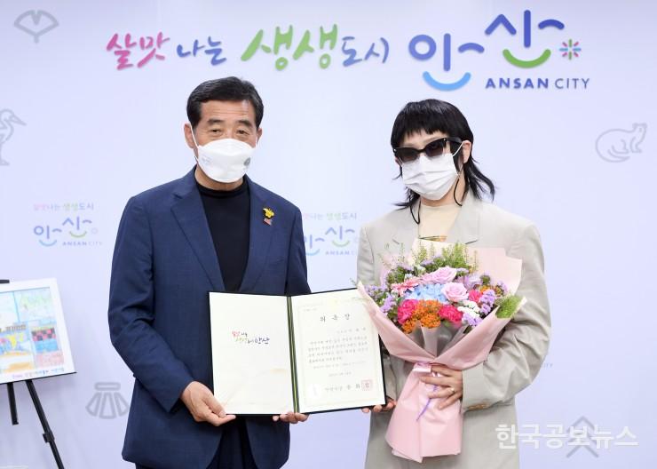 기사 사진