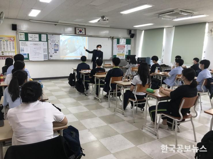 기사 사진