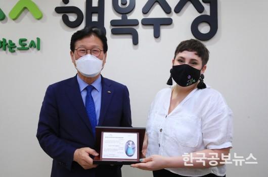 기사 사진