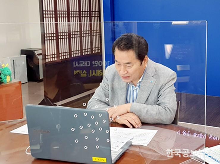 기사 사진