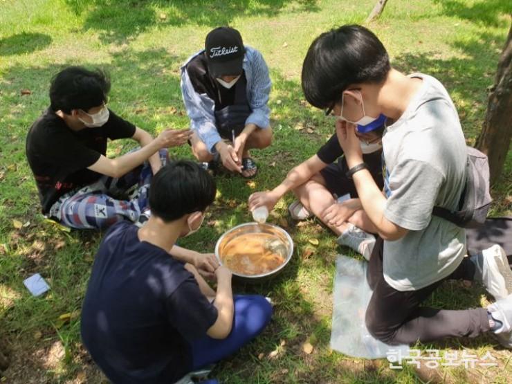기사 사진