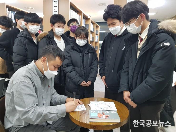 기사 사진