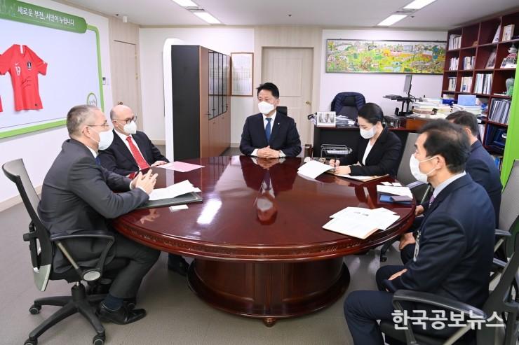 기사 사진