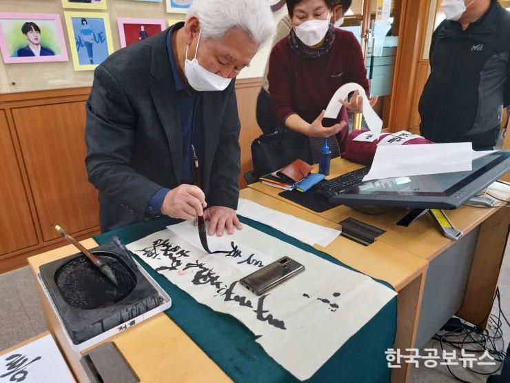 기사 사진