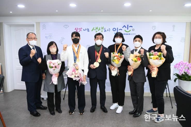 기사 사진