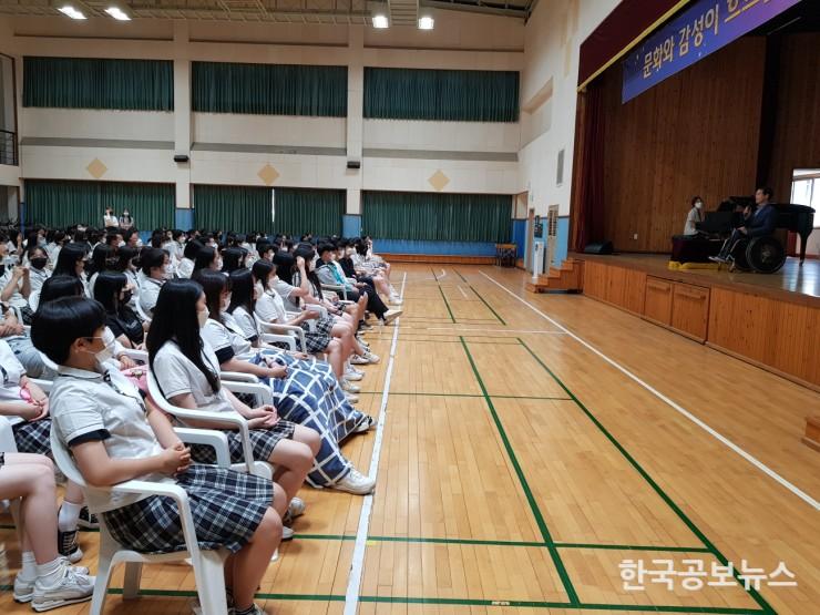 기사 사진
