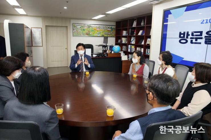 기사 사진