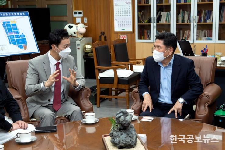 기사 사진