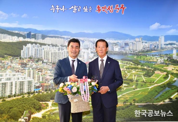 기사 사진