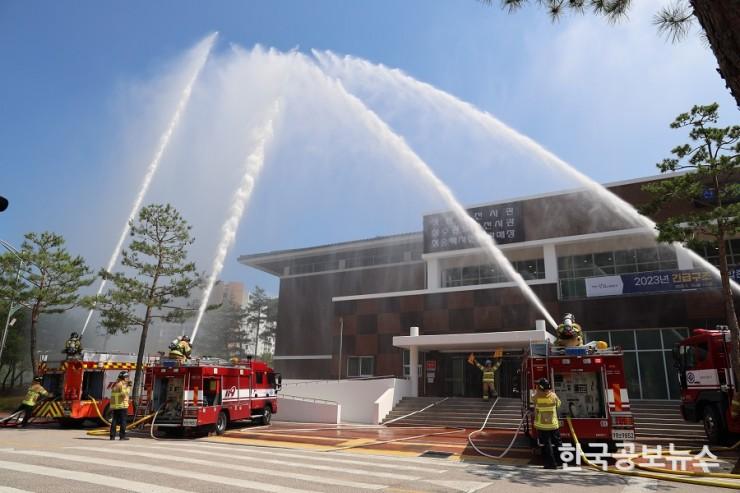 기사 사진