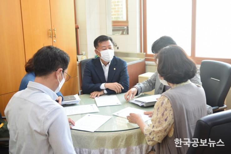 기사 사진